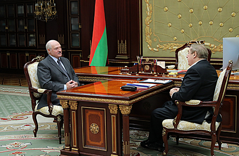 Lukashenko, Gutseriyev discuss second Belarusian potash mine construction, sales prospects