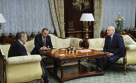 Lukashenko hails Russia’s role in Nagorno Karabakh conflict settlement