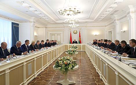 Government conference hosted by Belarus president focuses on next year’s projections