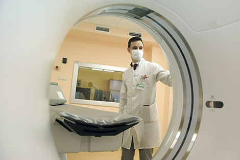 Lukashenko extends Medical Workers Day greetings to healthcare professionals