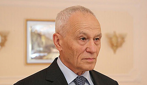 Belarus president sends birthday greetings to Grigory Rapota
