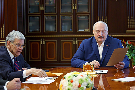 Lukashenko receives warm letter from Trump