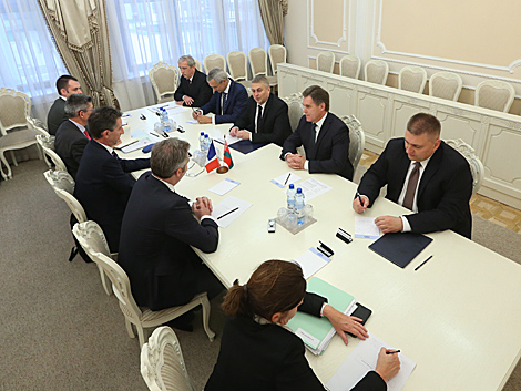 Belarus ready to intensify all-round cooperation with France
