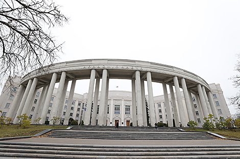 Belarusian scientists promised higher wages in exchange for results