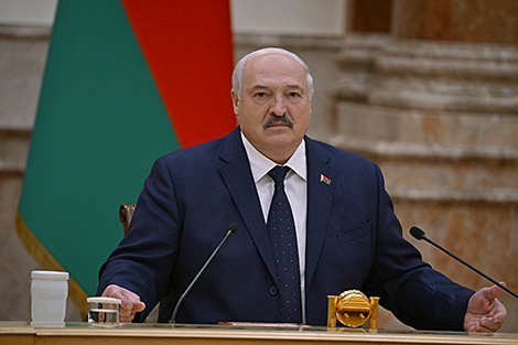 Lukashenko: Poland, Lithuania have nothing to do with convicts' pardoning