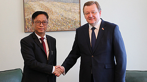 Aleinik receives copies of credentials from ambassador of Myanmar