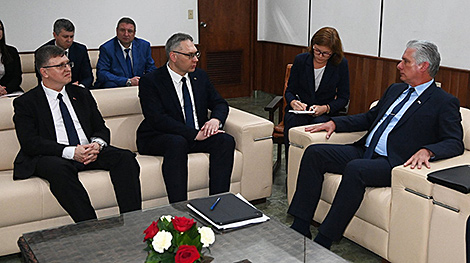 Cuban president meets with Belarusian scientific delegation