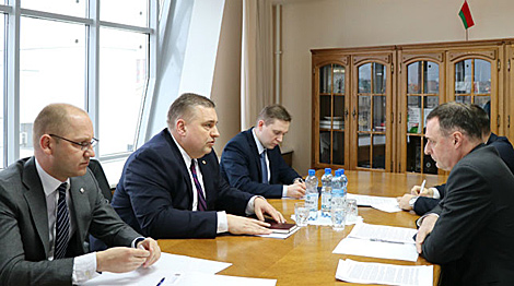 Belarus, Romania discuss dialogue with EU