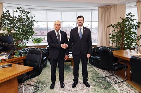 Belarus, UAE call for swift resolution of situation in Middle East