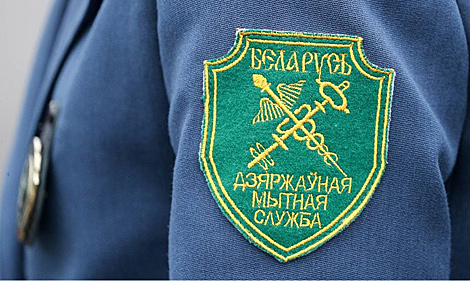 Lukashenko congratulates workers of customs bodies on professional holiday