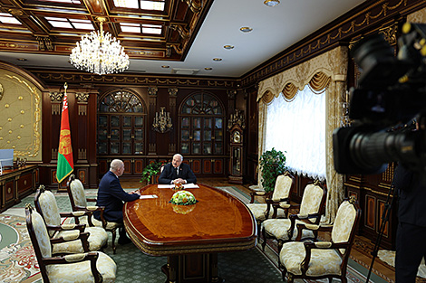 Lukashenko explains why he appointed Karayev Grodno Oblast governor