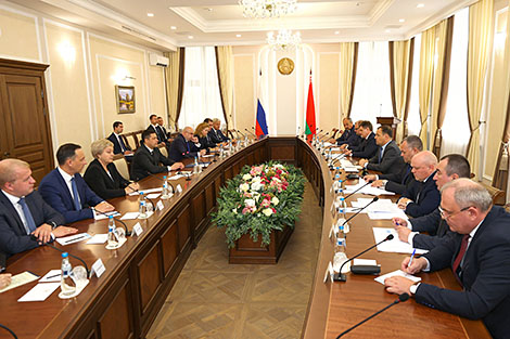 Belarus ready to supply vehicles, machines to Russia’s Pskov Oblast