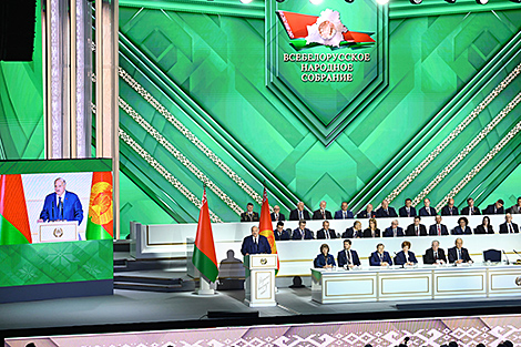 Lukashenko explains Belarus’ approach to migrant workers
