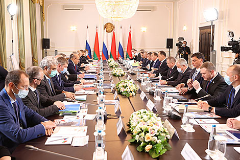 Belarus, Russia approve 28 Union State programs