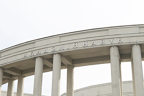 Lukashenko: Time to seriously take care of Belarusian science