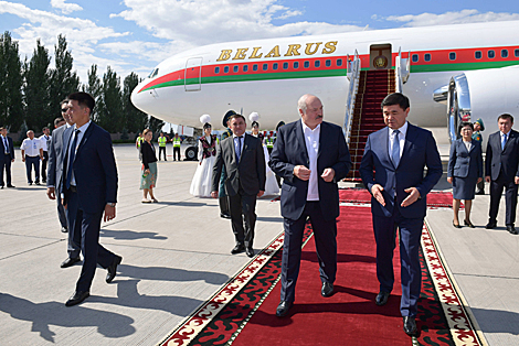 Belarus president arrives in Bishkek for SCO summit