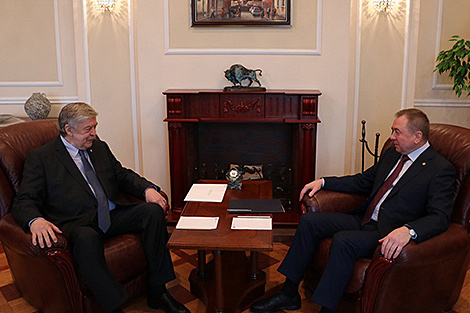 Russian ambassador presents copy of credentials to Belarusian FM