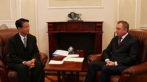 Belarus’ FM meets with outgoing Japanese ambassador