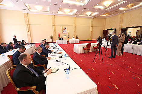 Belarus, Uganda waive visas for holders of diplomatic and service passports