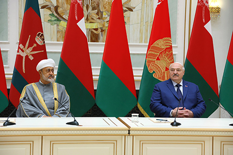 Leaders of Belarus, Oman adopt joint statement Leaders of Belarus, Oman adopt joint statement
