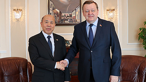Belarus, China agree to step up cooperation in international format