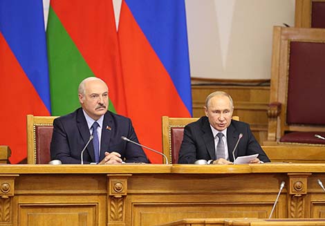 Putin suggests joint training of Belarusian, Russian athletes for Olympics