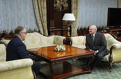Lukashenko meets with former president of Latvia Guntis Ulmanis