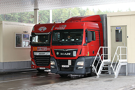 Belarus, Uzbekistan consider canceling permit system in international road freight transport