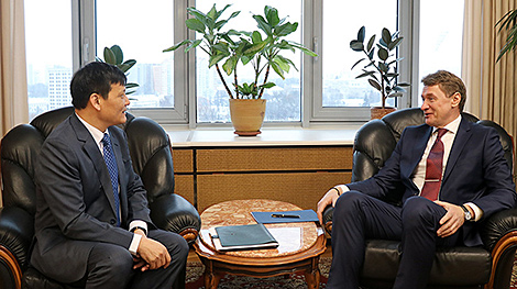 Vietnamese ambassador presents copy of credentials in Belarus’ MFA