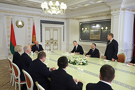 Lukashenko approves appointment of heads of local governments