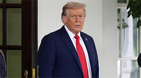 Lukashenko describes Trump as sensible person, seeking peace
