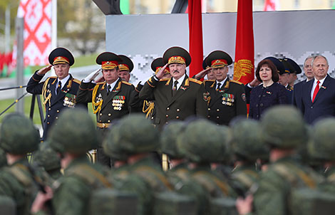 Лукашенко: парад в День Победы - это не демонстрация силы, а дань памяти нашей героической истории