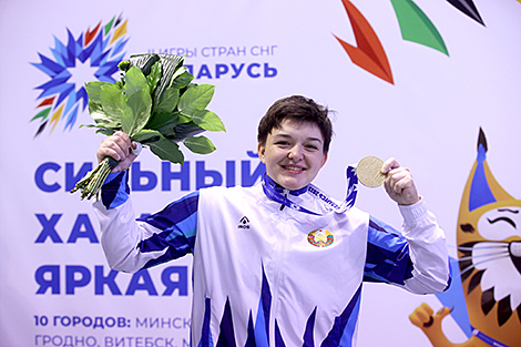 Белоруска Диана Мойсеевич выиграла золото турнира по тяжелой атлетике II Игр стран СНГ