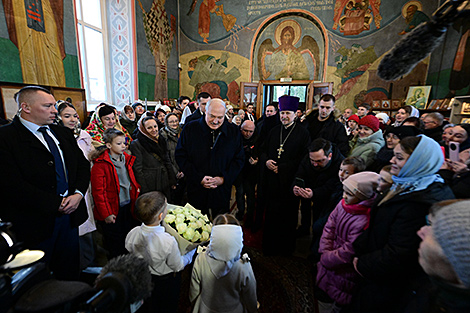 Курс на мир и созидание, плюсы 