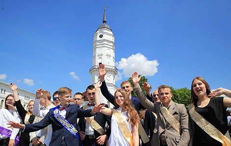Президент: В Беларуси перед молодежью открываются широкие перспективы