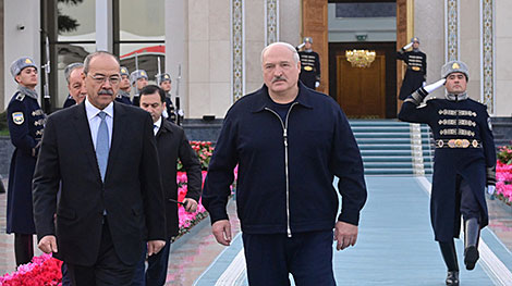 Завершился официальный визит Лукашенко в Узбекистан