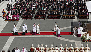 Папе Римскому переданы поздравления от имени Президента Беларуси