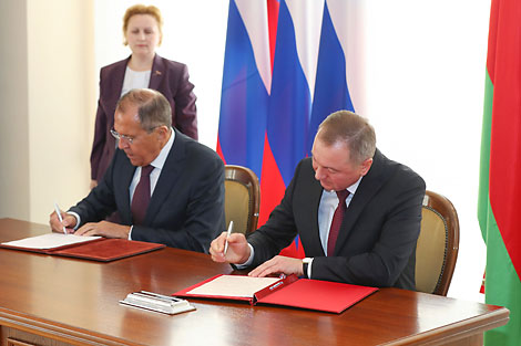 Беларусь и Россия договорились о безвизе для иностранцев на время ЧМ по футболу и II Европейских игр
