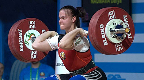 Белоруска Дарья Наумова завоевала золото ЧЕ по тяжелой атлетике в Батуми