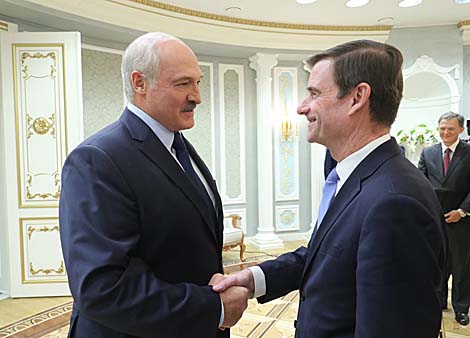 США и Беларусь приняли решение о восстановлении диппредставительства на уровне послов