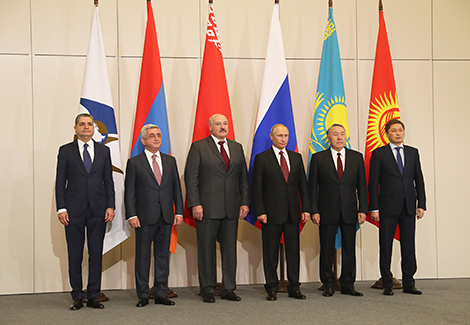 Лукашенко принимает участие в заседании Высшего Евразийского экономического совета в Сочи