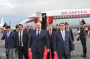 Александр Лукашенко прибыл с официальным визитом в Армению