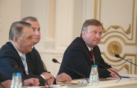 Кобяков назвал основные согласованные приоритеты проекта программы на пятилетие