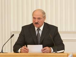 А.Лукашенко: бандитской распродажи страны не будет