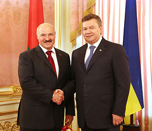 Александр Лукашенко заявляет о готовности решить все проблемные вопросы в отношениях Беларуси и Украины