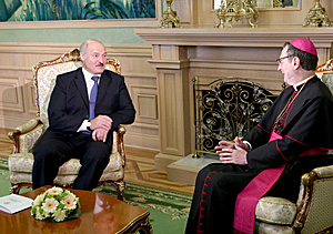 Александр Лукашенко благодарит Ватикан за поддержку в налаживании отношений с Европейским союзом