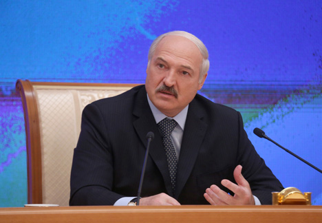 Лукашенко почти 6 часов отвечал на вопросы российских журналистов