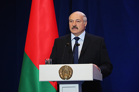 Лукашенко: В Беларуси педагоги неизменно по праву пользуются особым уважением и вниманием