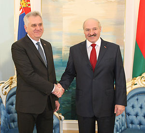 Александр Лукашенко отмечает наличие политической воли для развития отношений Беларуси и Сербии