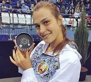 Арине Соболенко вручена премия Heart Award 2017 на корте 